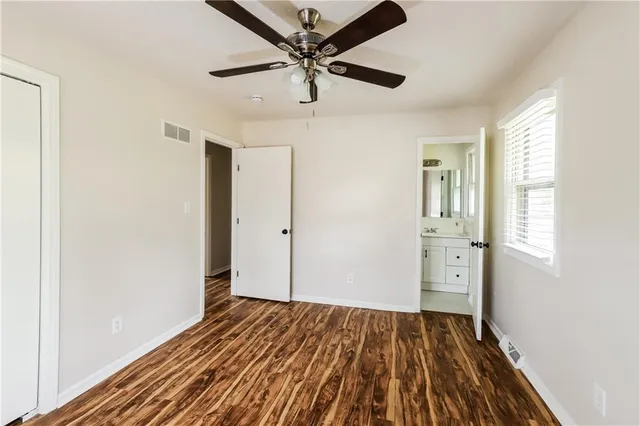 $2,230 | 6924 Northwest Pleasant View Court, Kansas City, MO 64152