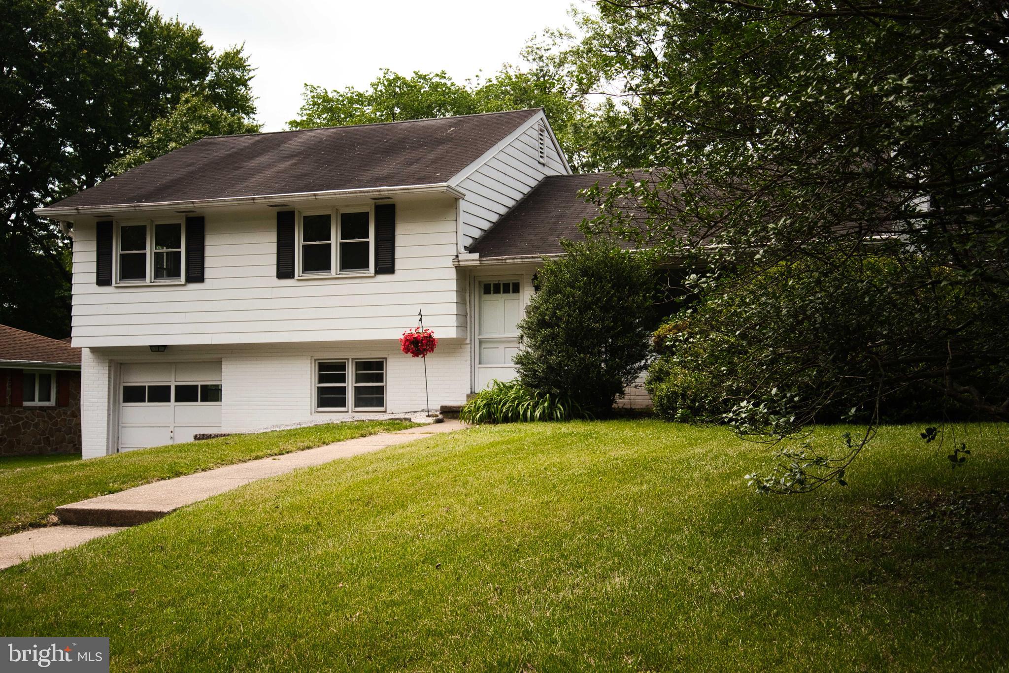 204 Cheltenham Road Newark, DE 19711 - Photo 2 of 35 Gallery Image 2