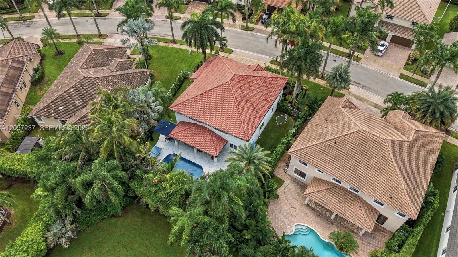 1937 Timberline Road Weston, FL 33327 - Photo 31 of 34 Gallery Image 31
