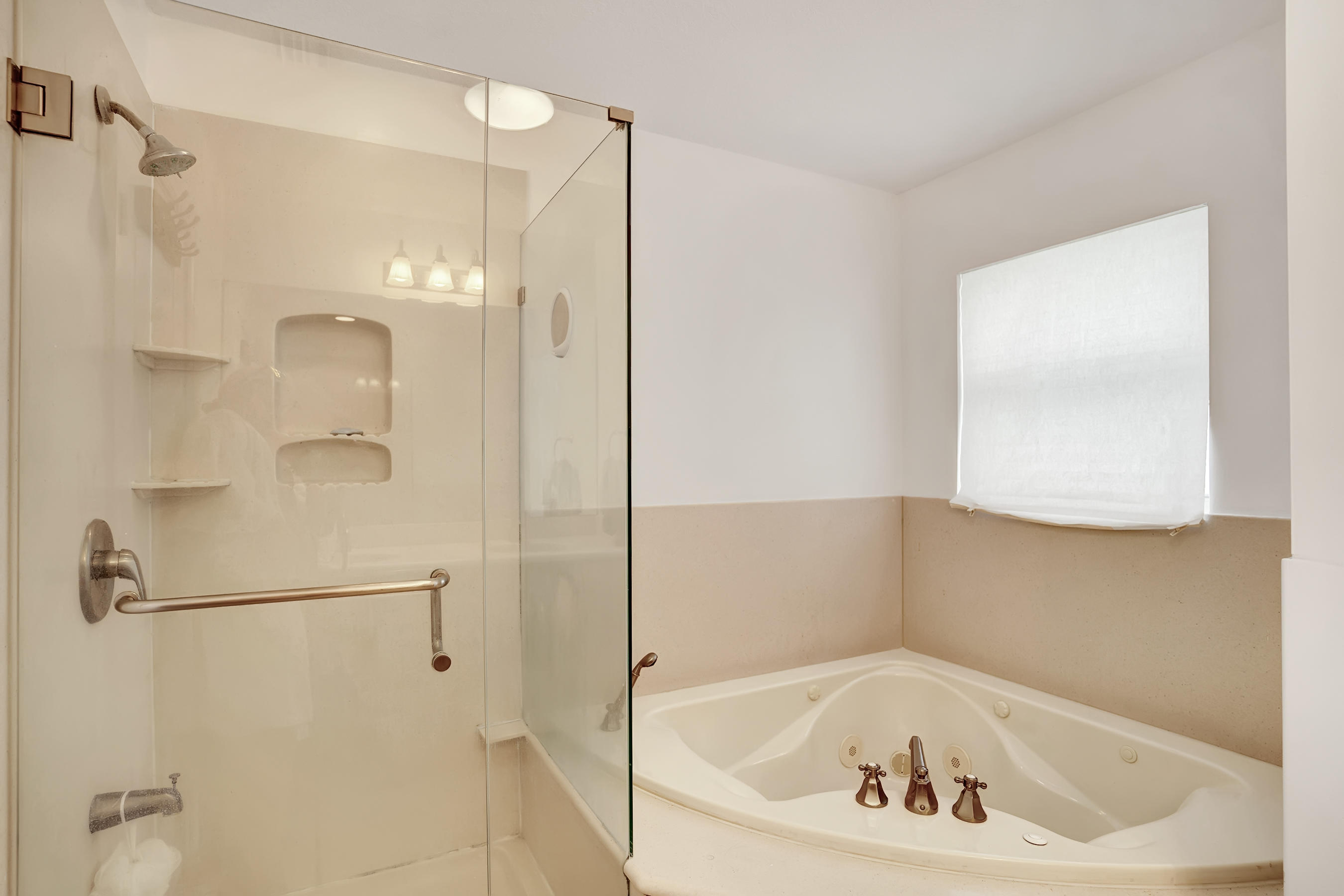 3419 Northeast 4th Avenue Boca Raton, FL 33431 - Photo 16 of 42 REP03044