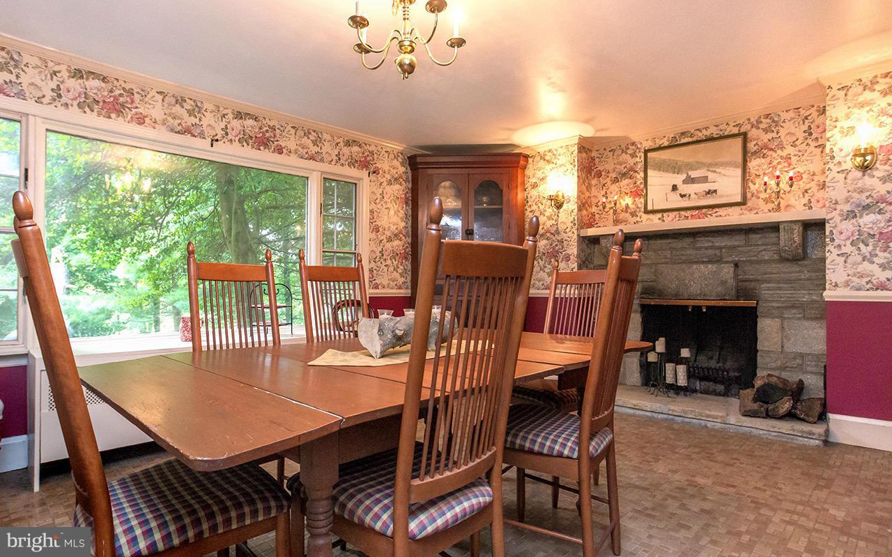 18000 Falls Road Hampstead, MD 21074 - Photo 22 of 30 Perfect for large gatherings
