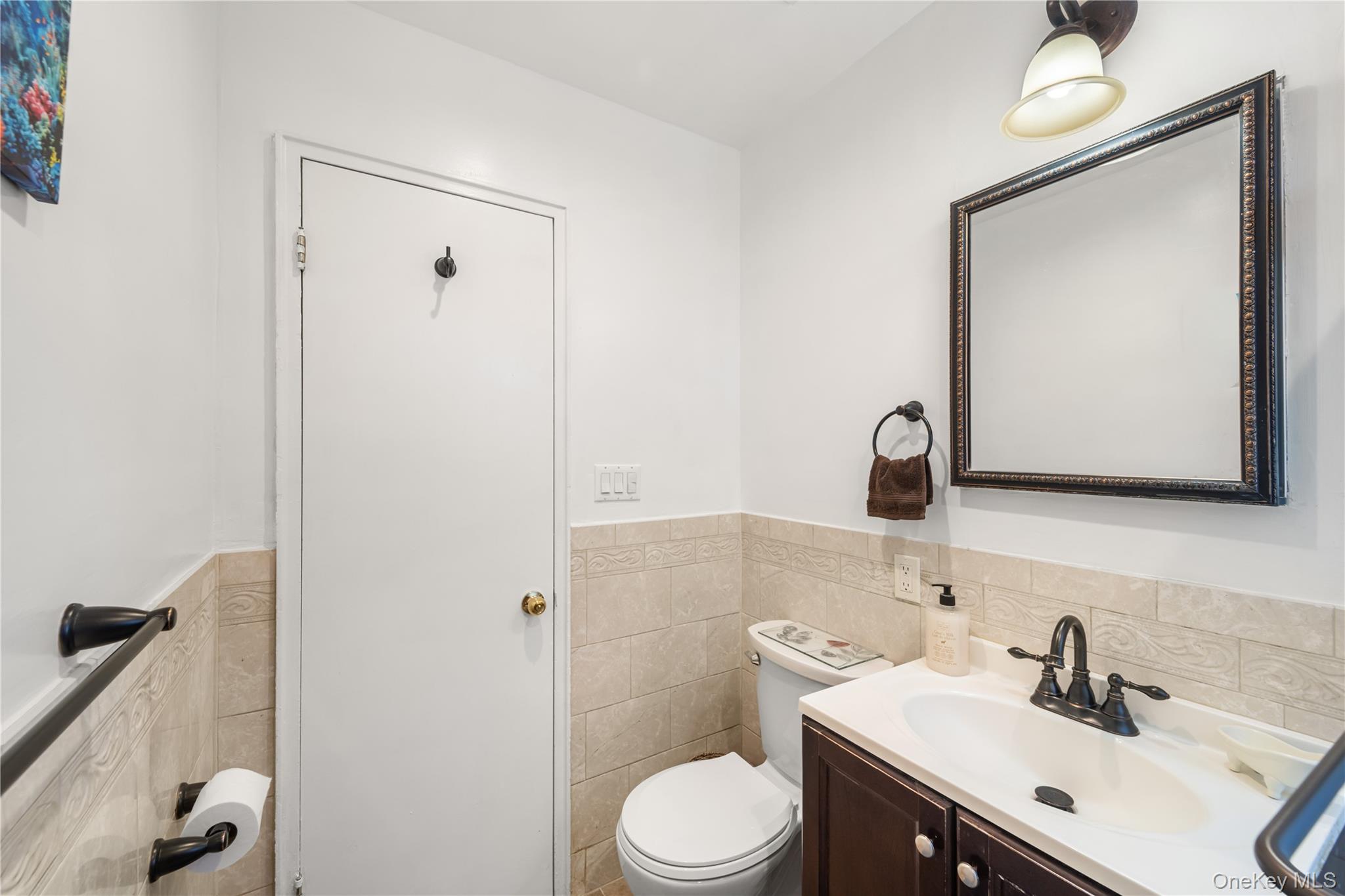 224-23 Manor Road, Unit B250 Queens, NY 11427 - Photo 12 of 15
