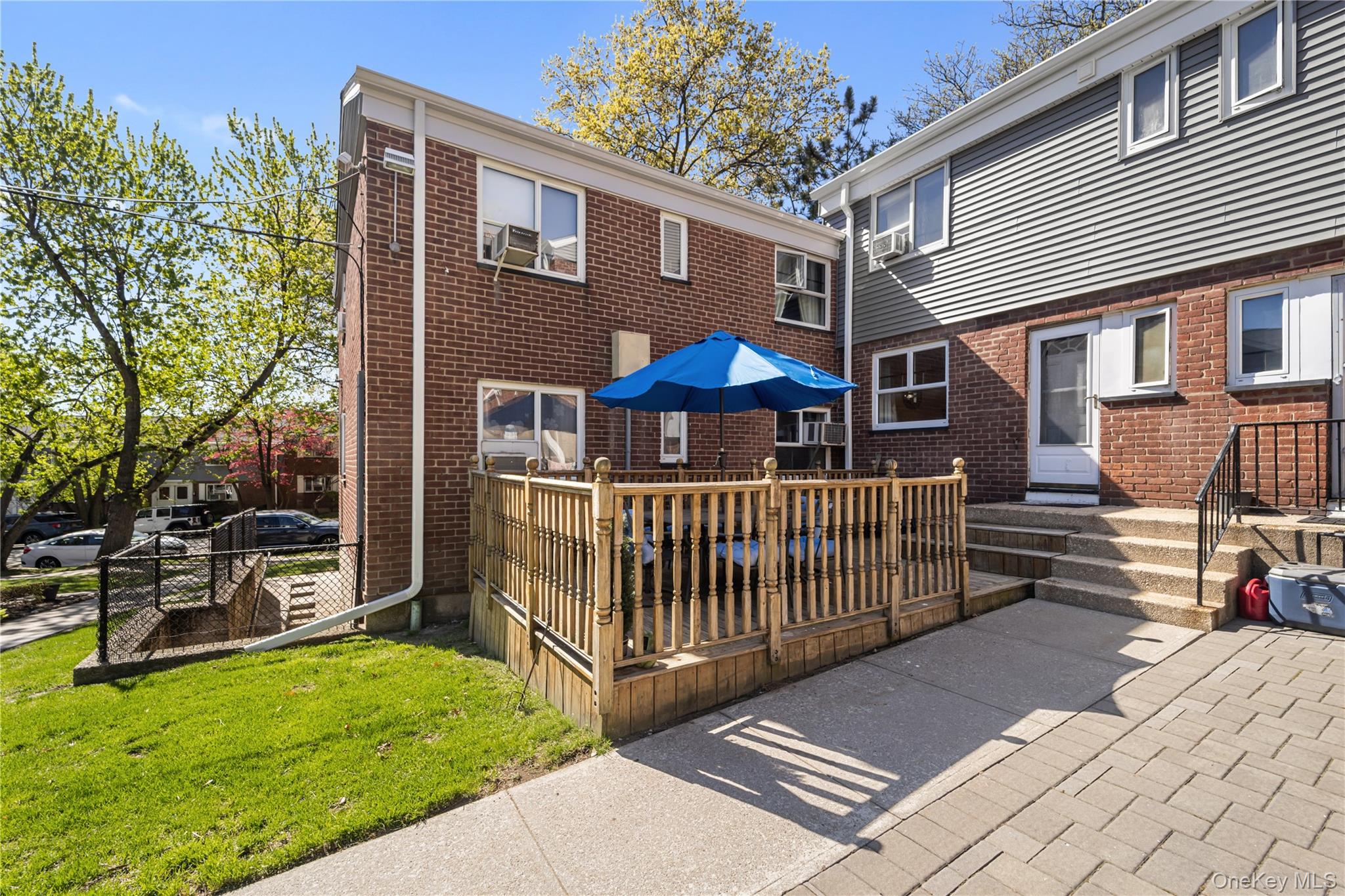 224-23 Manor Road, Unit B250 Queens, NY 11427 - Photo 9 of 15