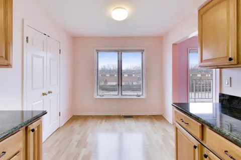 $375,000 | 308 North Happ Road, Unit 201, Northfield, IL 60093