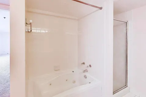 $375,000 | 308 North Happ Road, Unit 201, Northfield, IL 60093