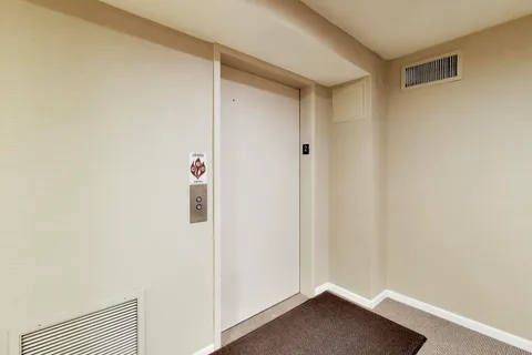 $375,000 | 308 North Happ Road, Unit 201, Northfield, IL 60093