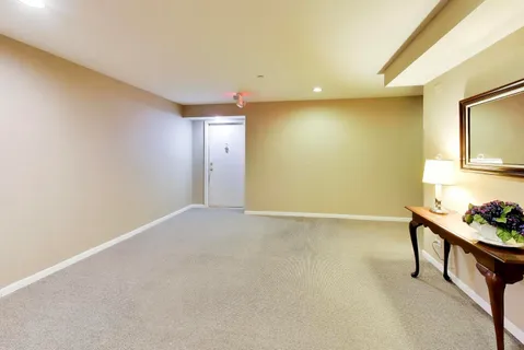 $375,000 | 308 North Happ Road, Unit 201, Northfield, IL 60093