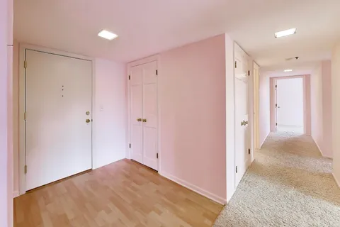 $375,000 | 308 North Happ Road, Unit 201, Northfield, IL 60093