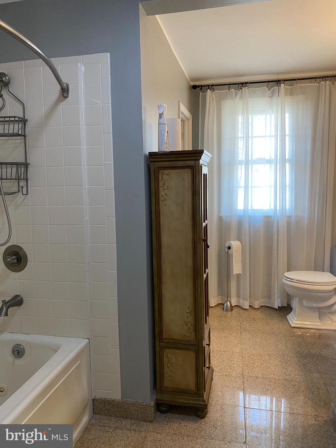 2407 Marleton Drive Wilmington, DE 19810 - Photo 17 of 29 Full bathroom