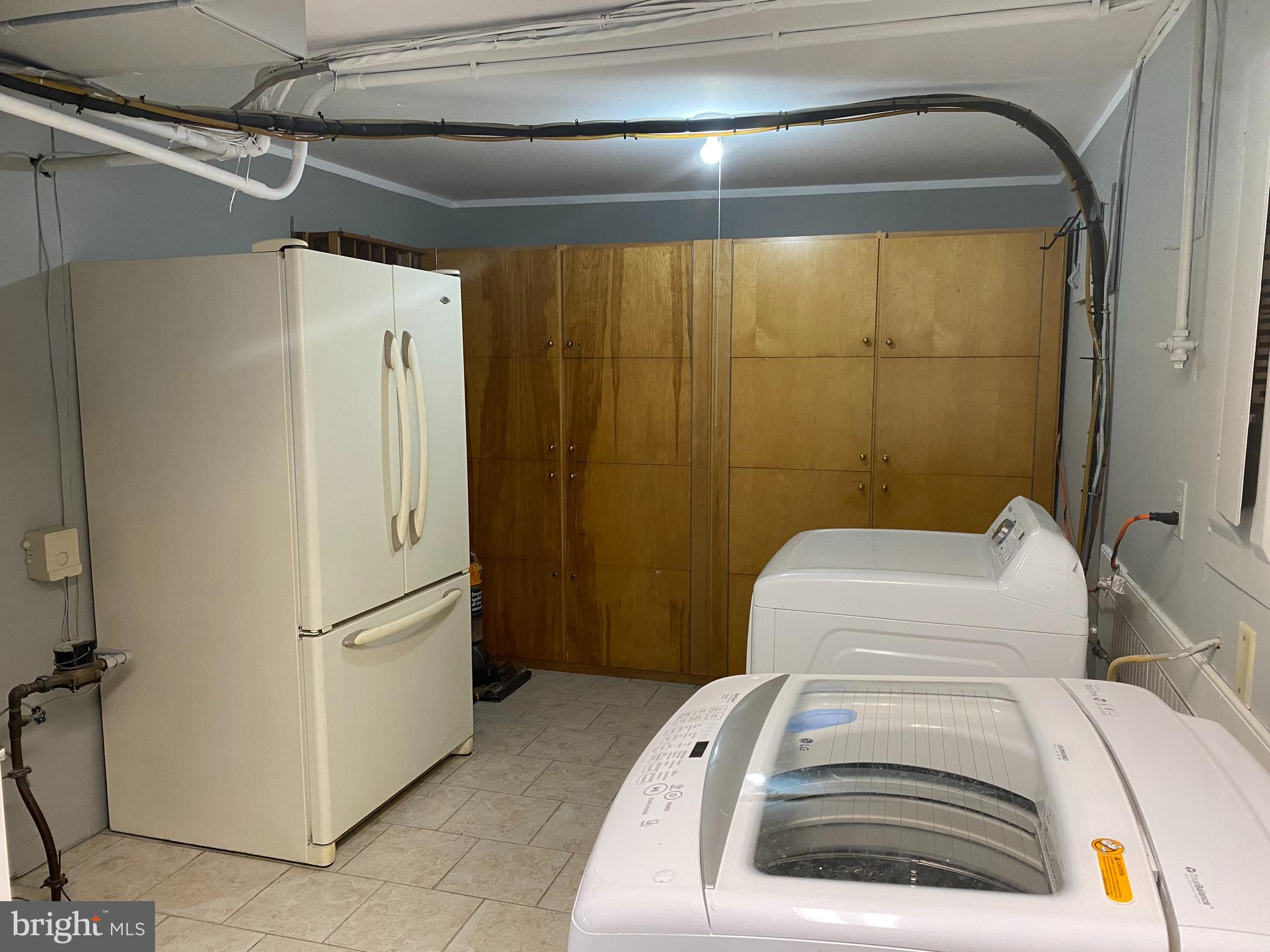 2407 Marleton Drive Wilmington, DE 19810 - Photo 26 of 29 Laundry room