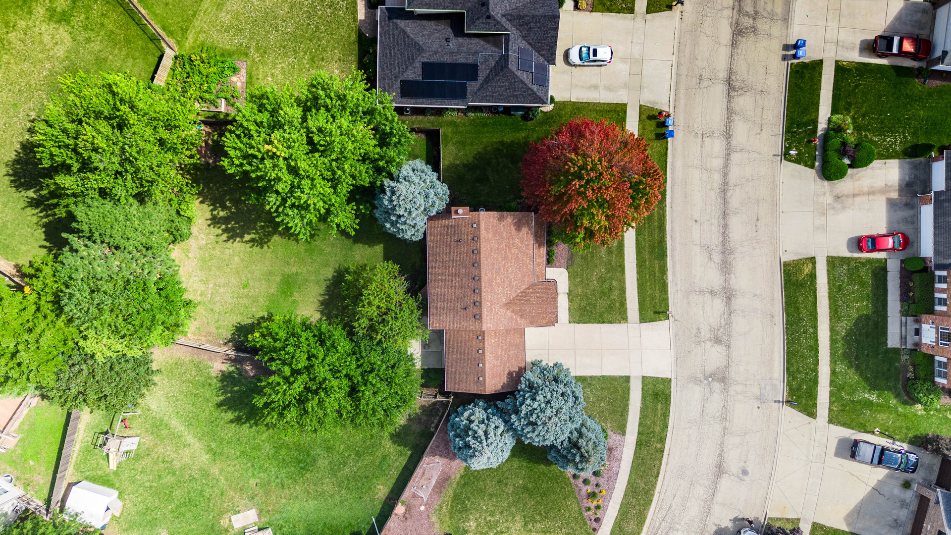 649 Fox Hollow Court DeKalb, IL 60115 - Photo 35 of 38 an aerial view of a house with a yard