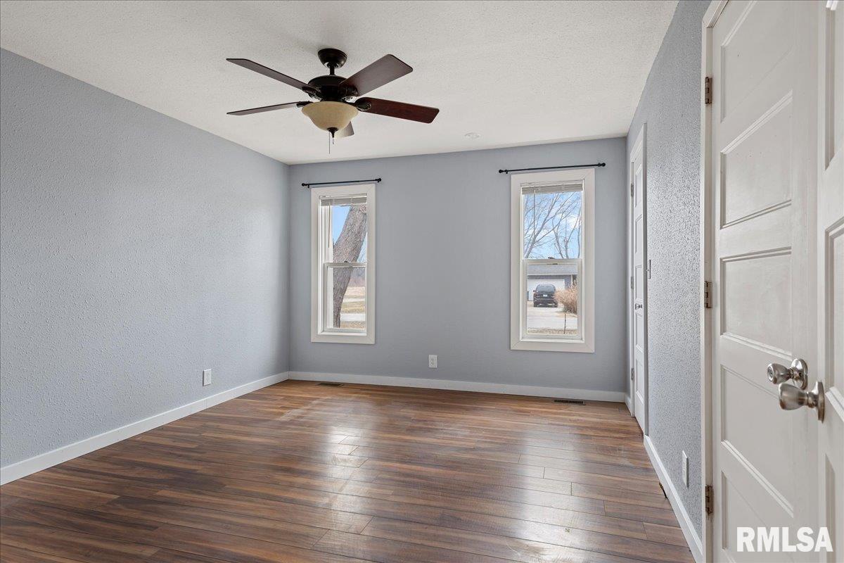 501 Sattley Street Rochester, IL 62563 - Photo 14 of 34