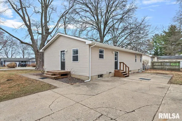 $229,000 | 501 Sattley Street, Rochester, IL 62563