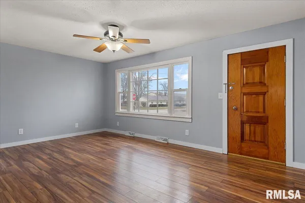 $229,000 | 501 Sattley Street, Rochester, IL 62563