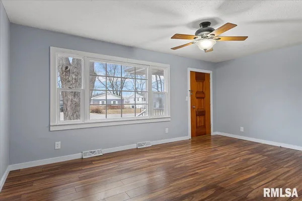 $229,000 | 501 Sattley Street, Rochester, IL 62563