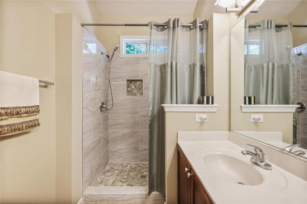 3235 Abbott Drive Southwest Powder Springs, GA 30127 - Photo 20 of 29