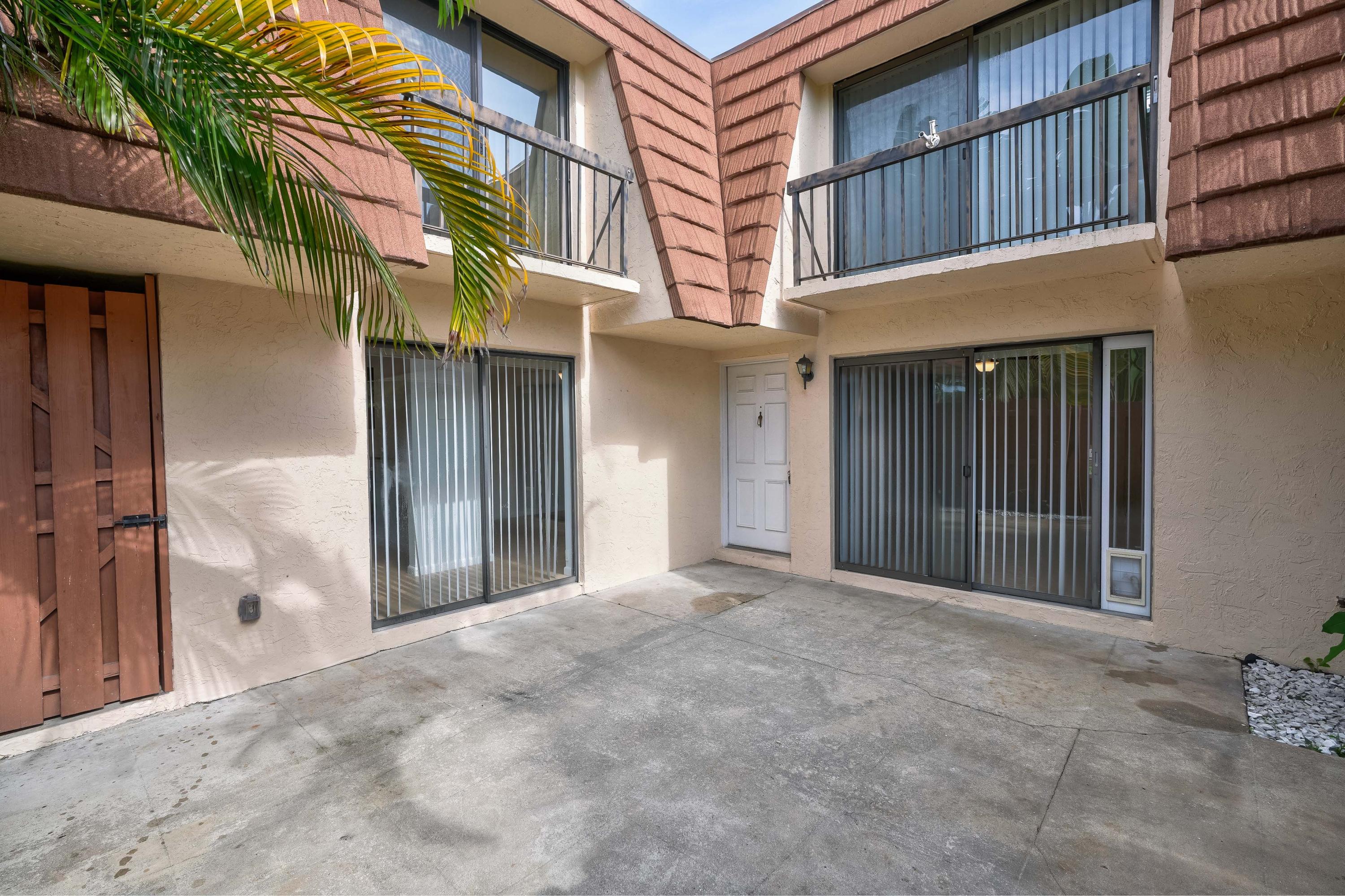 825 Center Street, Unit 2C Jupiter, FL 33458 - Photo 25 of 27 16_dsc07314_5_6_7_8