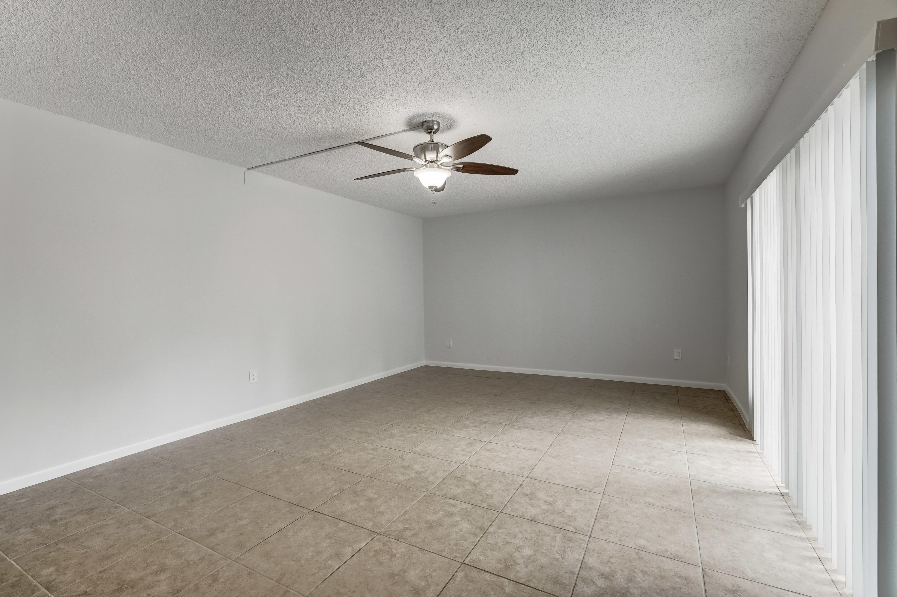 825 Center Street, Unit 2C Jupiter, FL 33458 - Photo 8 of 27 20_dsc07334_5_6_7_8