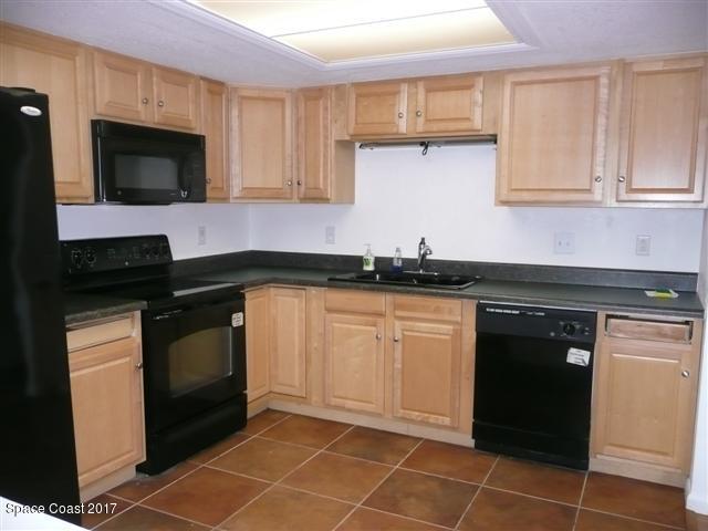 3213 Murrell Road, Unit 106 Rockledge, FL 32955 - Photo 2 of 14 KITCHEN