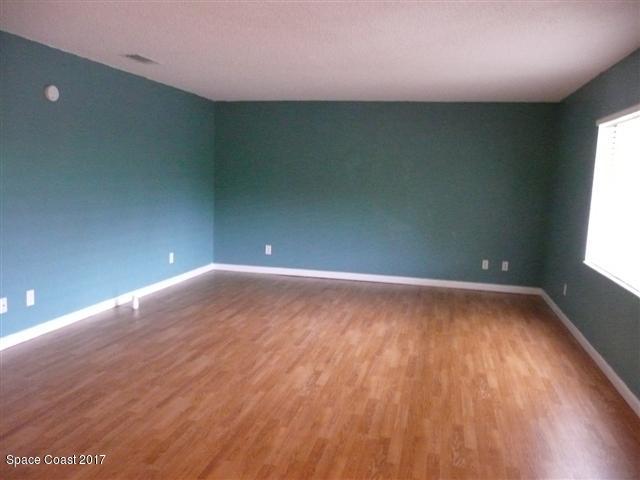 3213 Murrell Road, Unit 106 Rockledge, FL 32955 - Photo 6 of 14 LIVING AREA