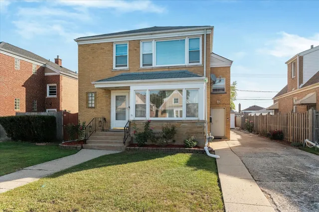 $425,000 | 1815 North 22nd Avenue, Melrose Park, IL 60160