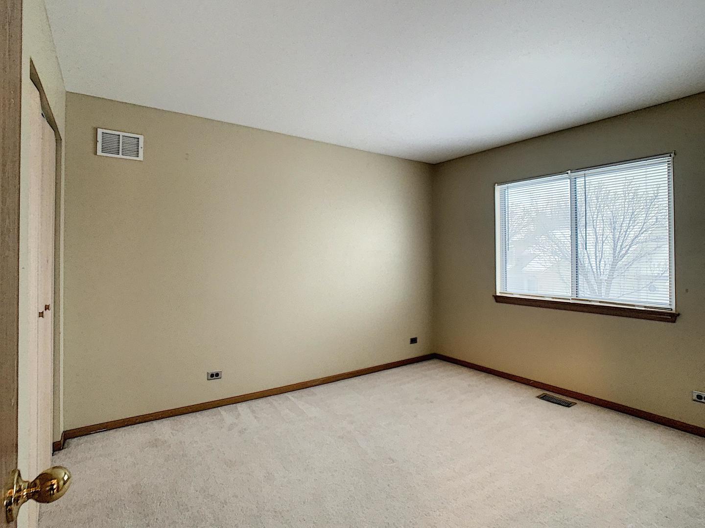 6 Redbud Court Lake In The Hills, IL 60156 - Photo 23 of 33