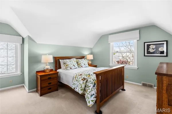 $749,500 | 9244 Old Bonhomme Road, Olivette, MO 63132