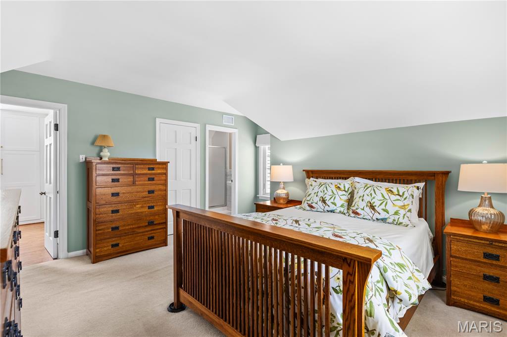 9244 Old Bonhomme Road Olivette, MO 63132 - Photo 21 of 33
