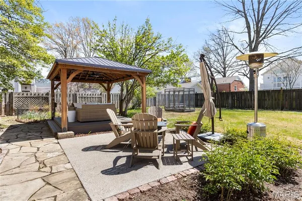 $749,500 | 9244 Old Bonhomme Road, Olivette, MO 63132