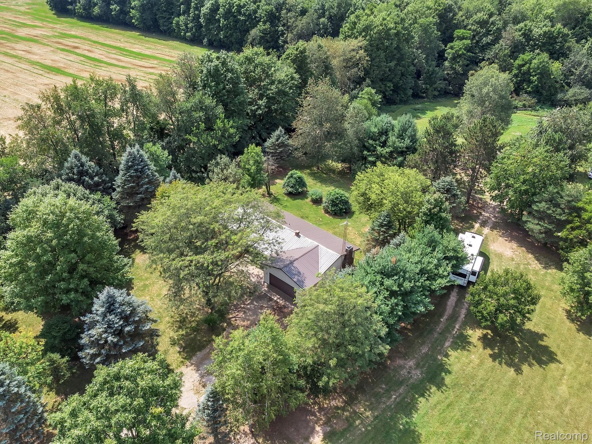 535 North Nicholson Road Fowlerville, MI 48836 - Photo 62 of 68 59-535 Nicolson-Windowstill Real Estate Photography-5.jpg