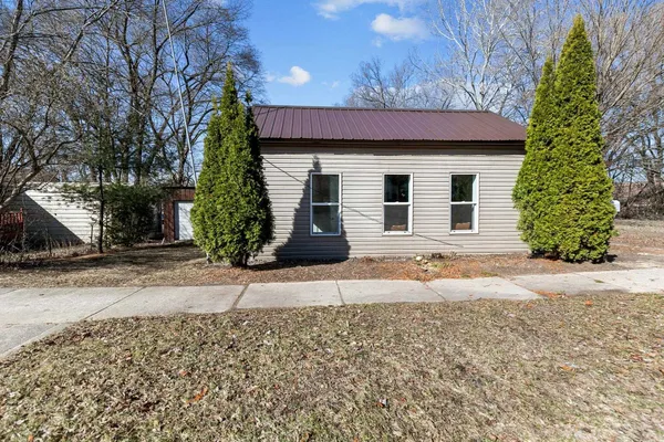$120,900 | 147 South Pearl Street, Berlin, WI 54923