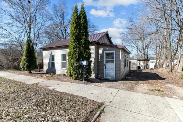 $120,900 | 147 South Pearl Street, Berlin, WI 54923