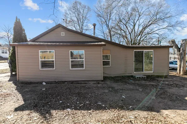 $120,900 | 147 South Pearl Street, Berlin, WI 54923