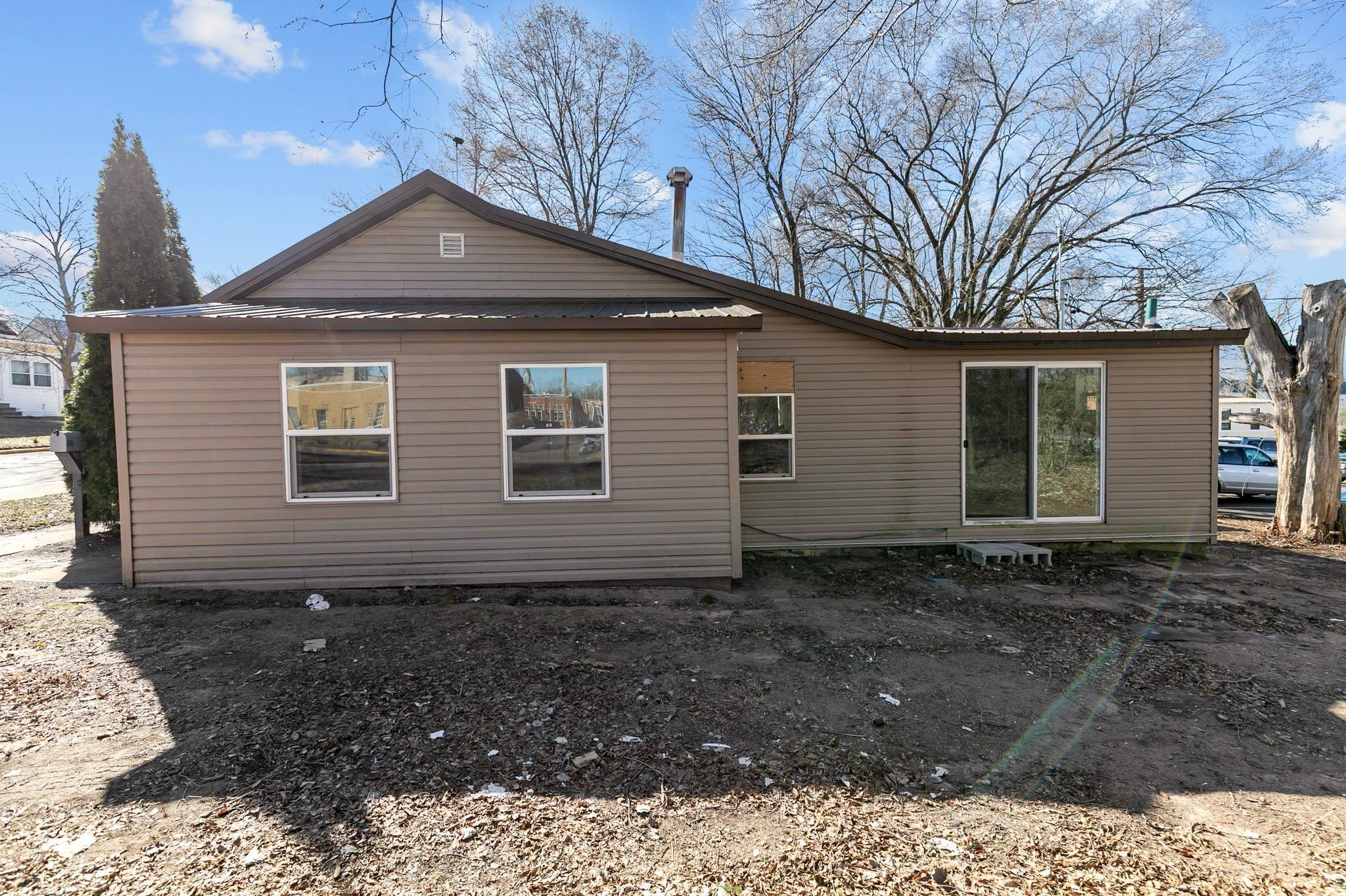 147 South Pearl Street Berlin, WI 54923 - Photo 23 of 27