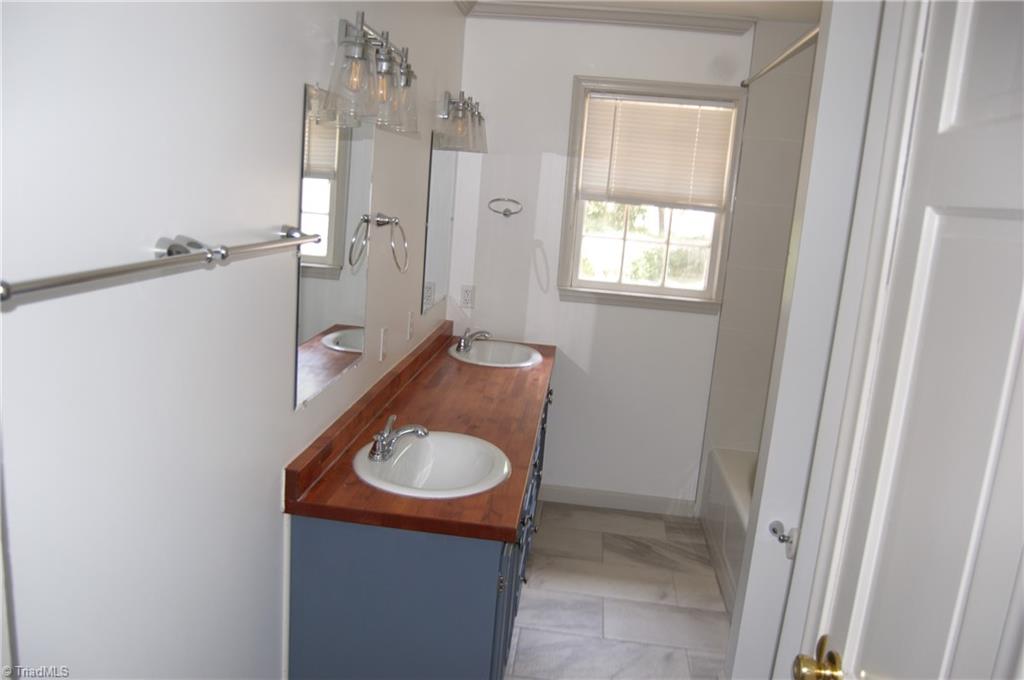 1510 Polo Road Winston-Salem, NC 27106 - Photo 28 of 31
