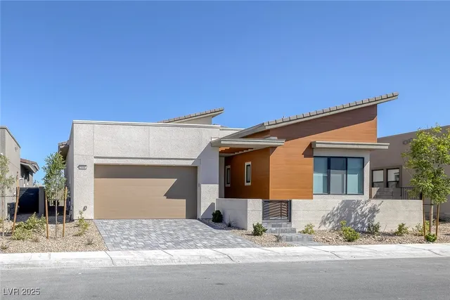 $5,500 | 5000 Terramont Drive, Las Vegas, NV 89135