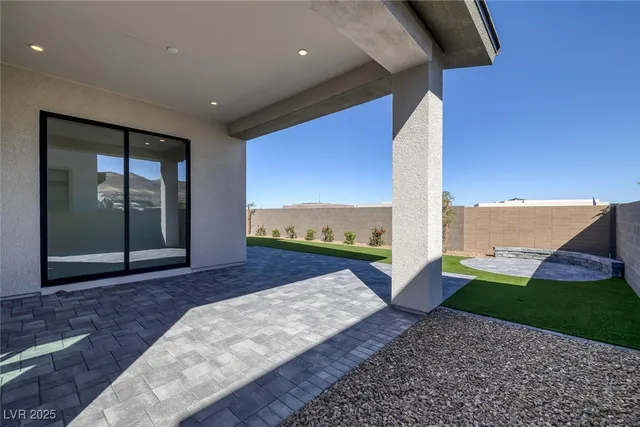 $5,500 | 5000 Terramont Drive, Las Vegas, NV 89135