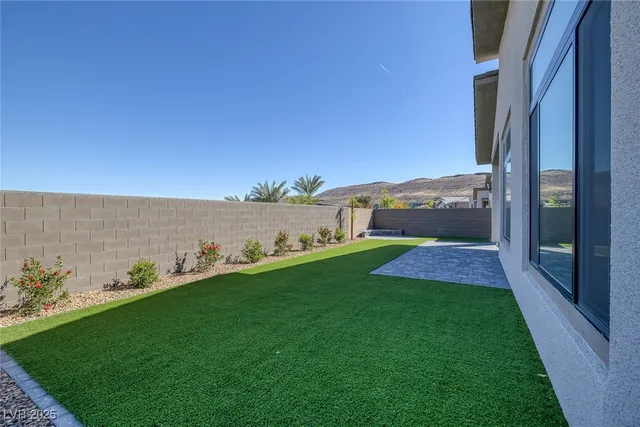 $5,500 | 5000 Terramont Drive, Las Vegas, NV 89135