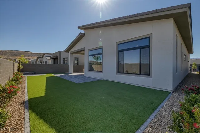 $5,500 | 5000 Terramont Drive, Las Vegas, NV 89135