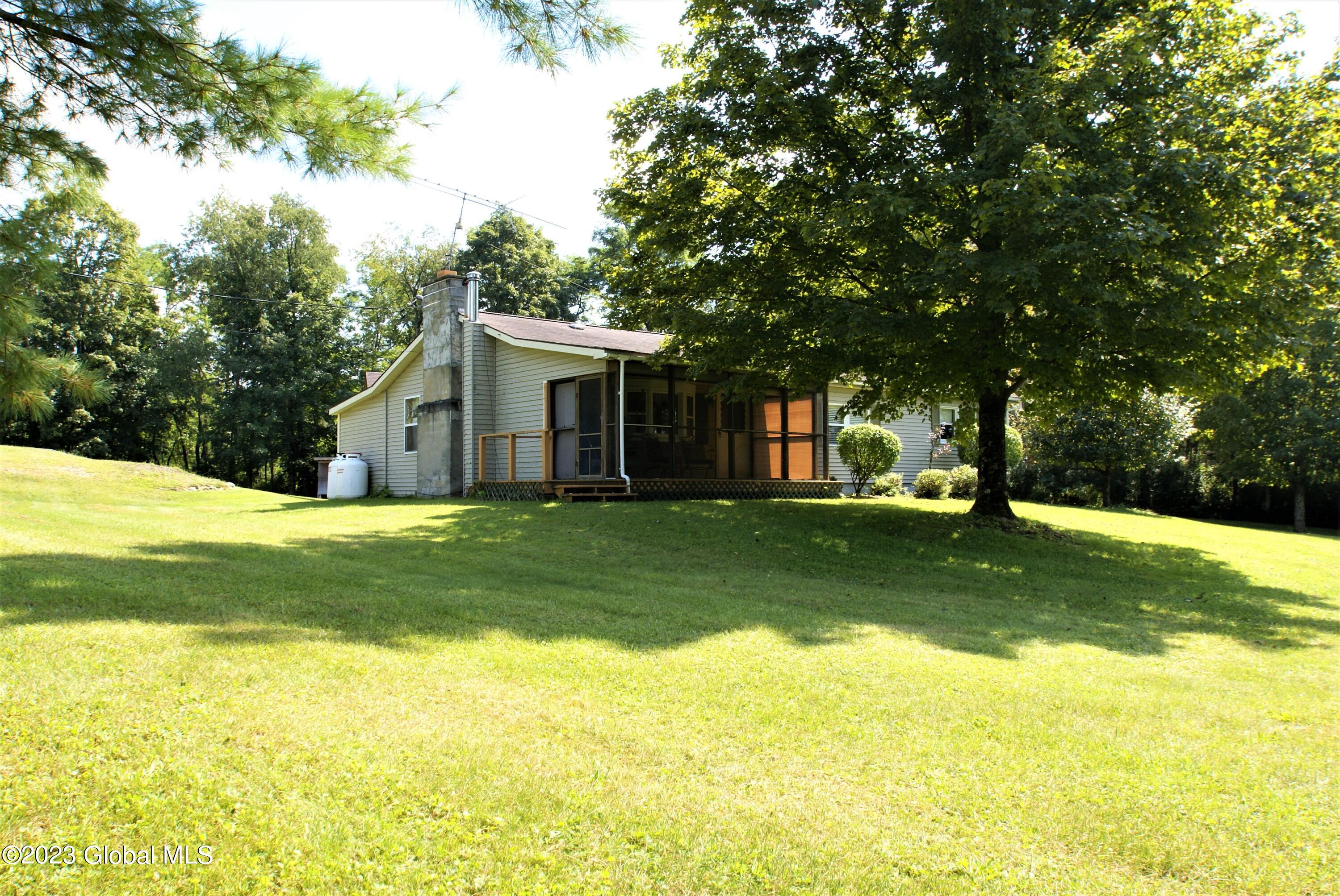 34 Conety Road Granville, NY 12832 - Photo 4 of 37 Aubrey (68)