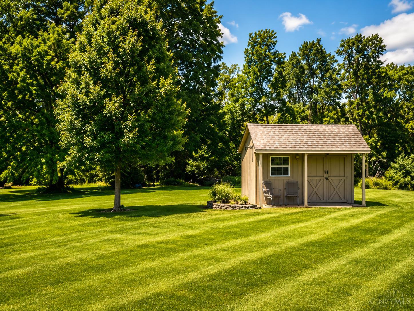 7279 Vinnedge Road Hamilton, OH 45011 - Photo 17 of 37 Gallery Image 17