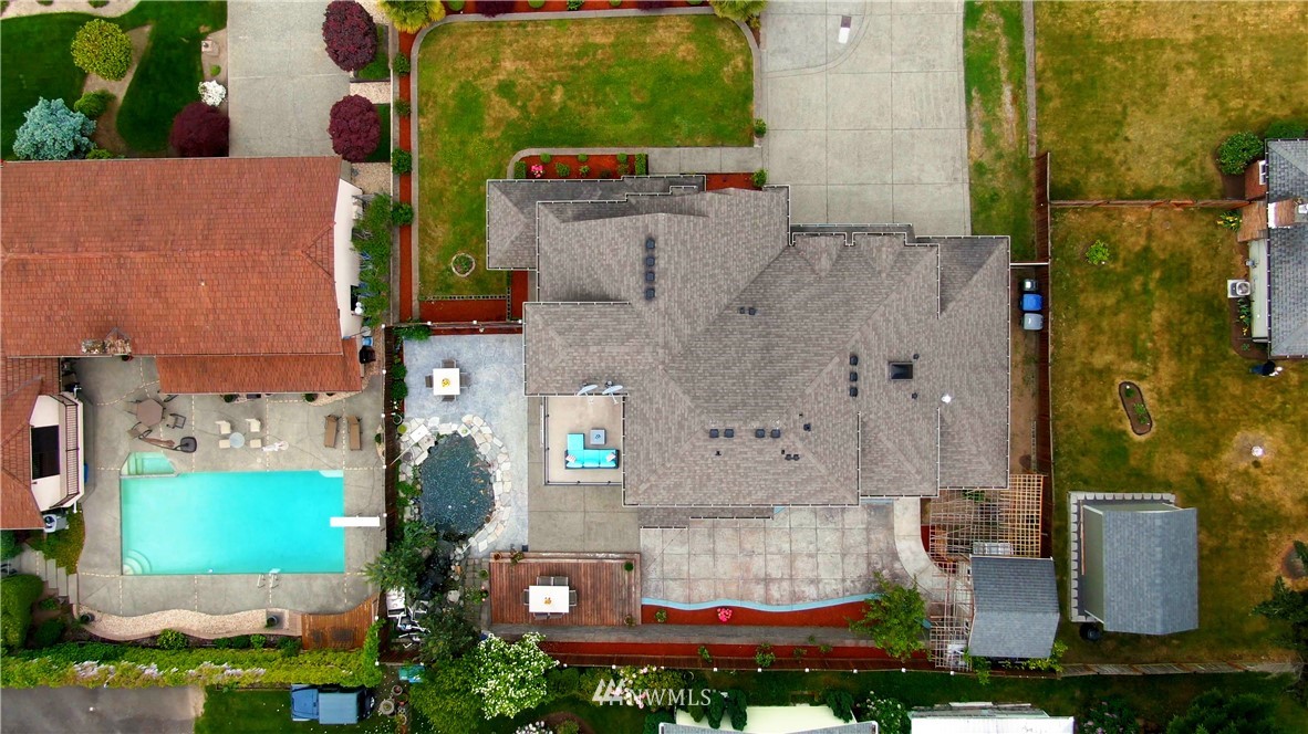1317 North 40th Street Renton, WA 98056 - Photo 39 of 40 an aerial view of residential houses with outdoor space and parking