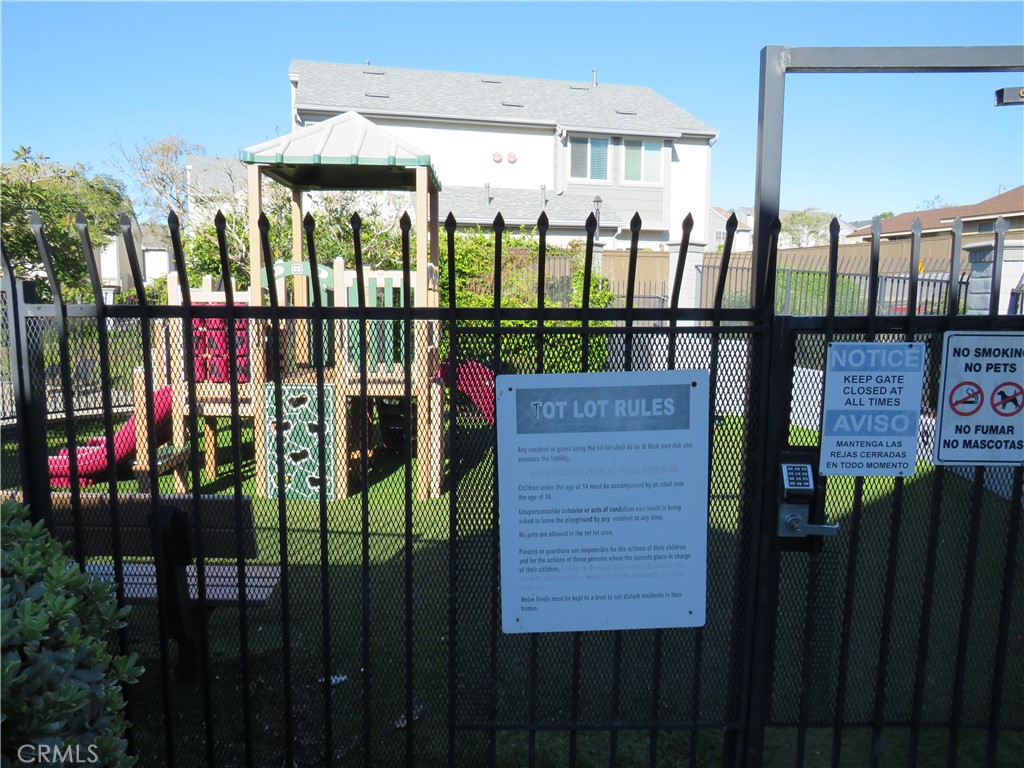 2551 Kings View Circle Spring Valley, CA 91977 - Photo 20 of 26 Toddler Playground