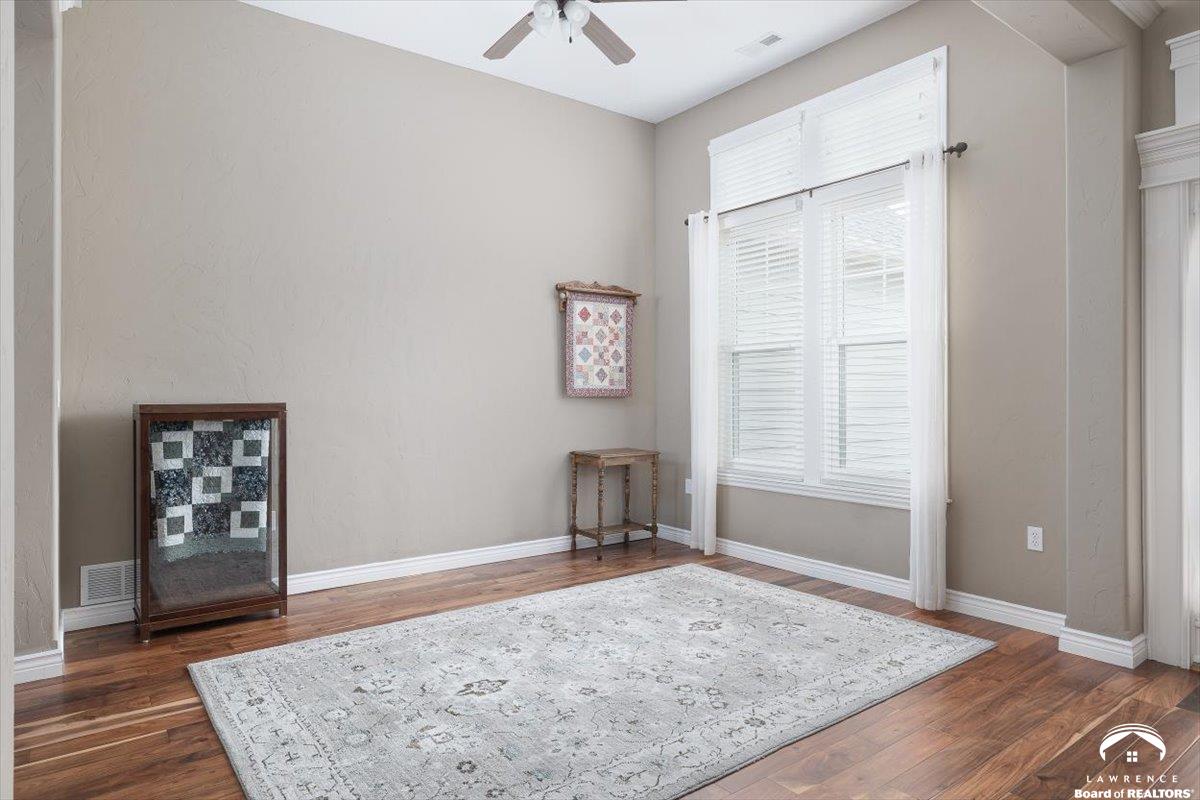 5249 Carson Place Lawrence, KS 66049 - Photo 5 of 25
