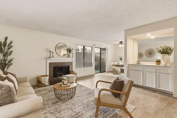 $268,888 | 3701 Colonial Drive, Unit 197, Modesto, CA 95356