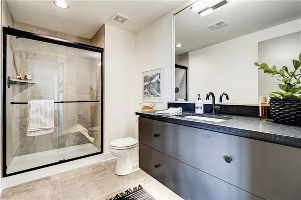 $1,000,687 | 11712 West 181st Street, Overland Park, KS 66013