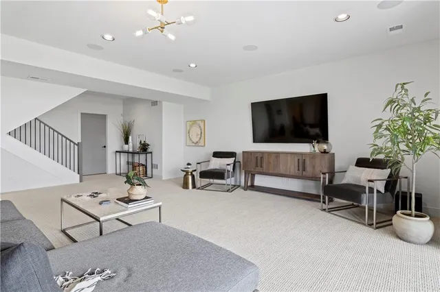 $1,000,687 | 11712 West 181st Street, Overland Park, KS 66013