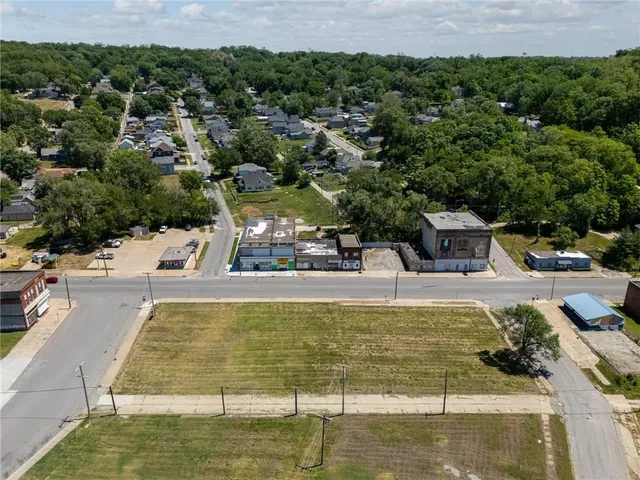 $129,900 | 5002-5026 King Hill Avenue, St. Joseph, MO 64504