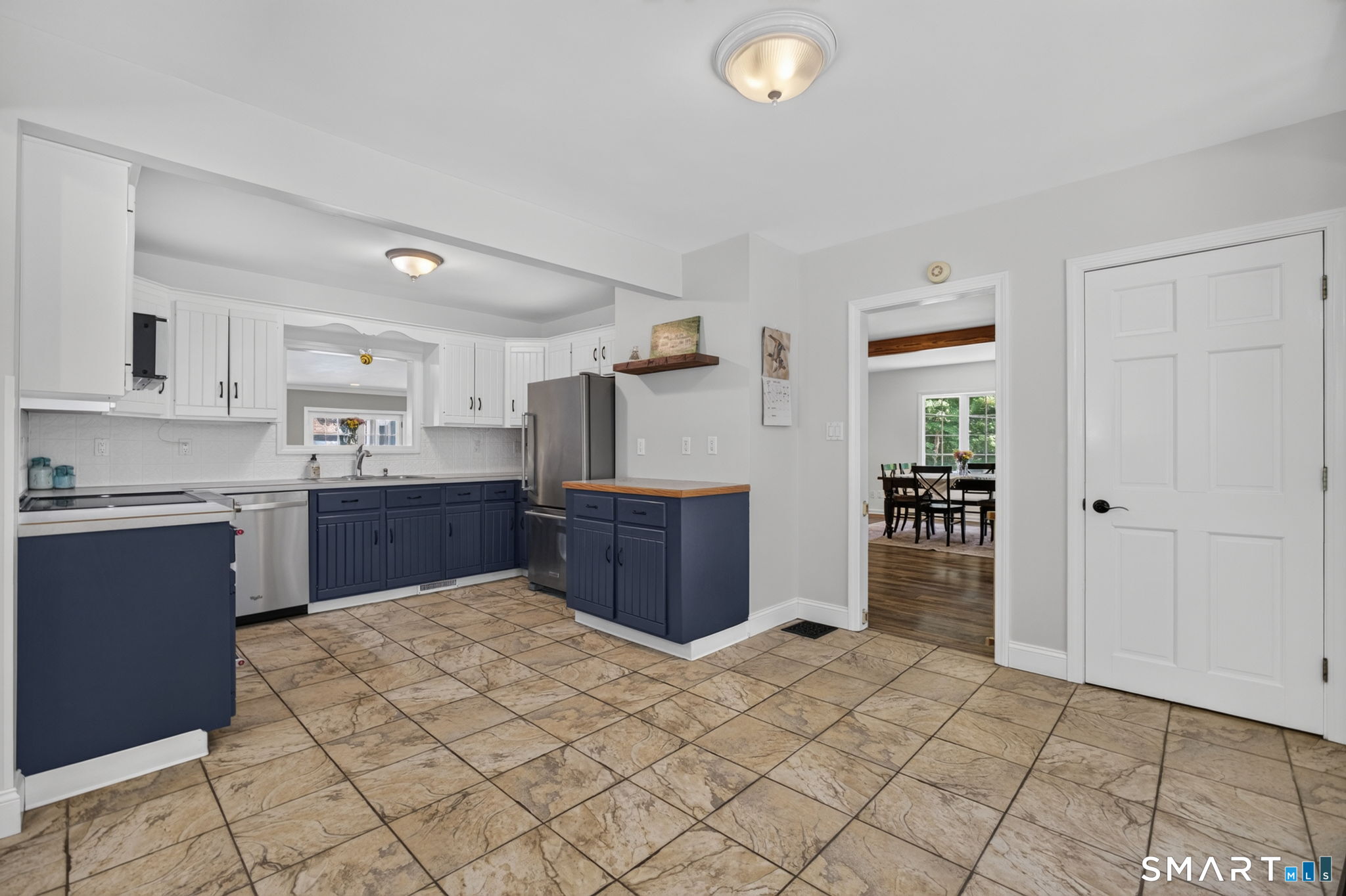 57 Edwards Road Bethany, CT 06524 - Photo 15 of 40