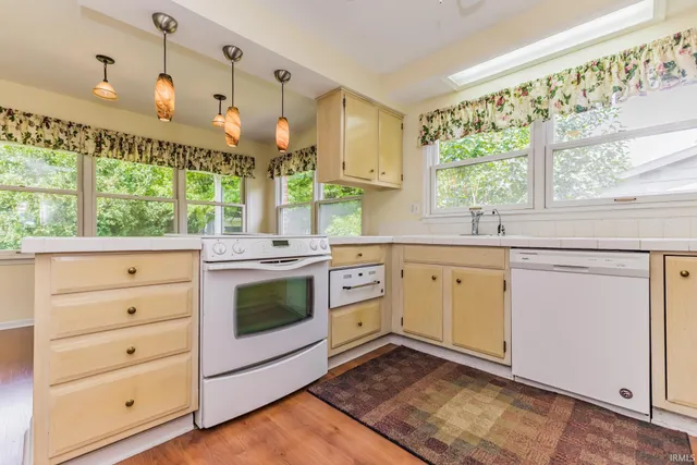 $269,900 | 4208 West University Avenue, Muncie, IN 47304